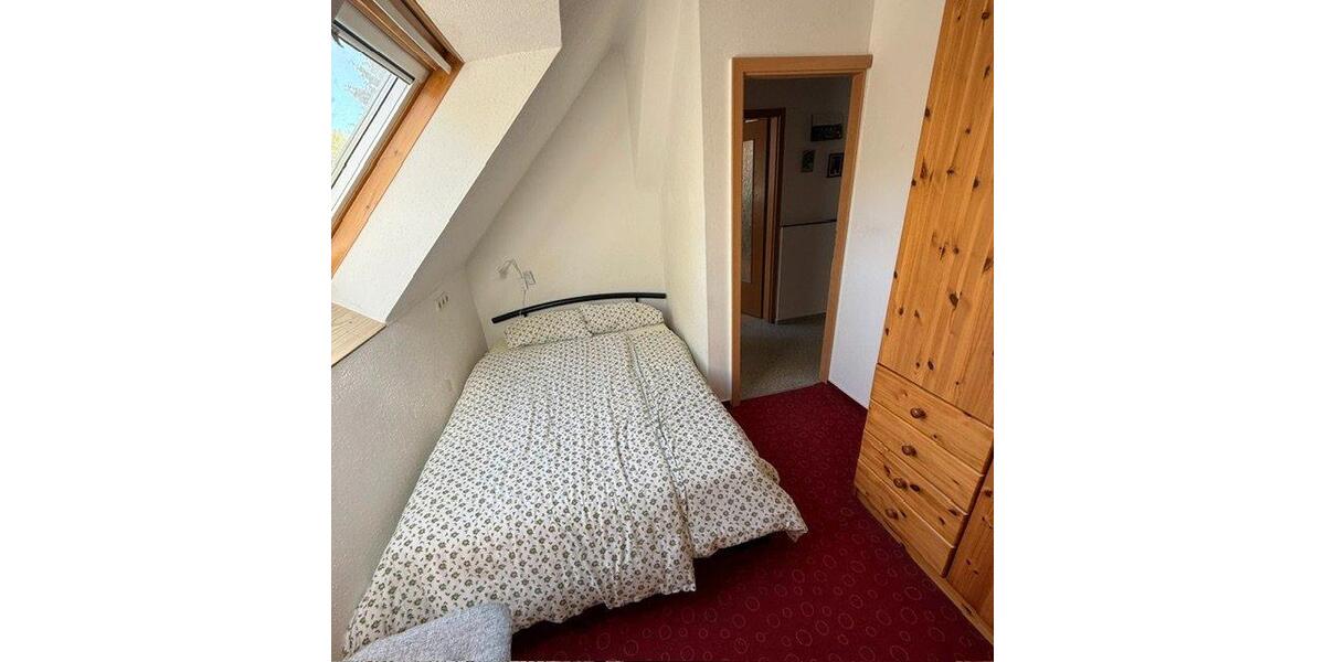 Dachgeschoßwohnung Langenhagen - 2.5 Zimmer, 60 m&sup2;, 850&euro; | Angebot:26534844