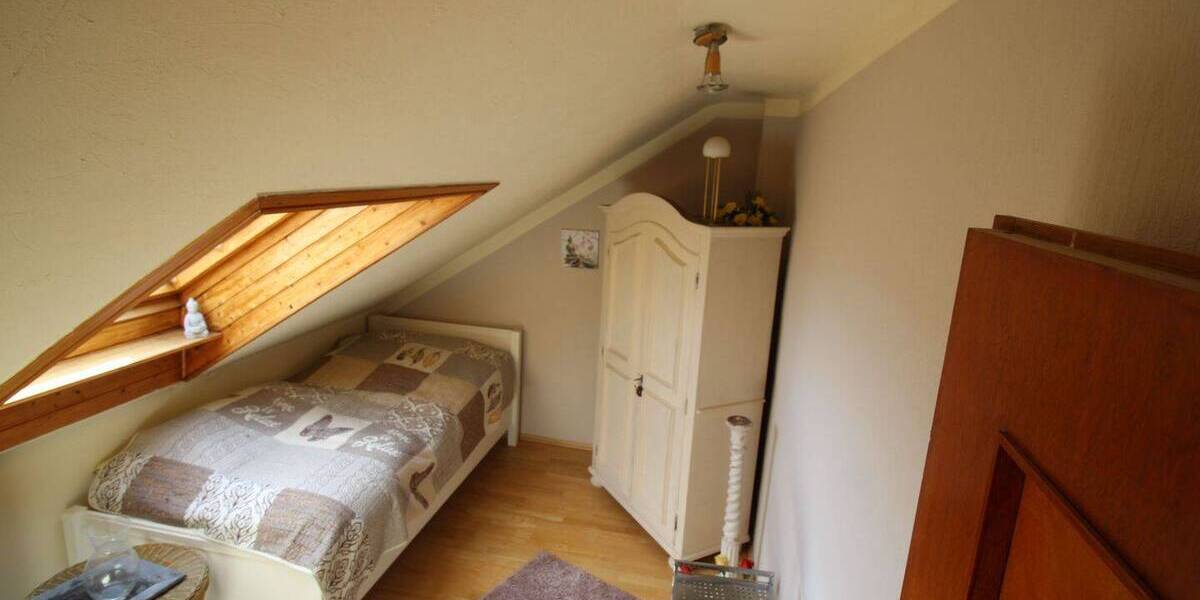 Reihenmittelhaus Hannover Groß Buchholz - 6 Zimmer, 120 m&sup2;, 399.000&euro; | Angebot:25665538