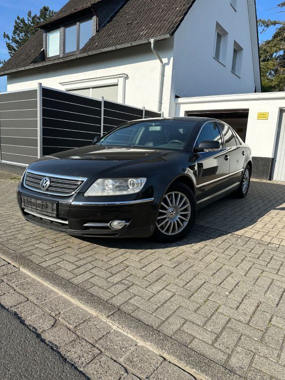 VW Phaeton 207.882 km 5.590 € Hannover 30627