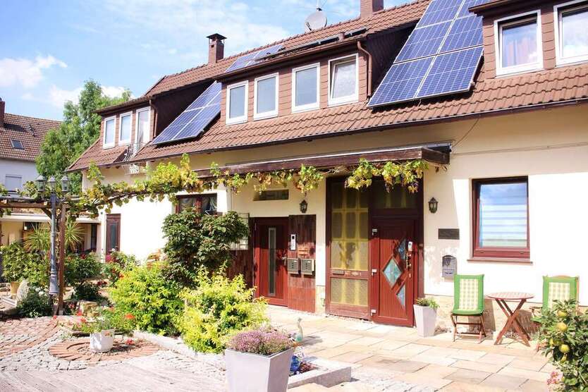 Haus zum Kaufen in Bad Nenndorf 389.000 € 196 m²