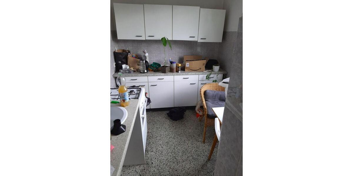Dachgeschoßwohnung Hannover - 2 Zimmer, 75 m&sup2;, 750&euro; | Angebot:25311416