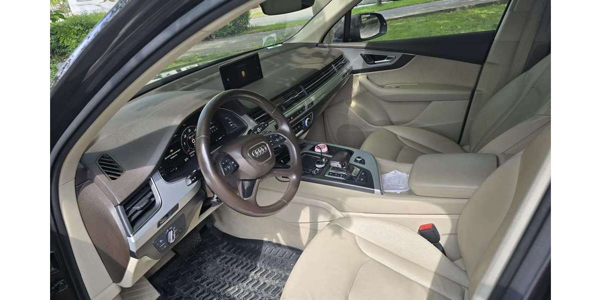 Audi Q7 95.000 km 28.500 &euro; Wunstorf, Stadt 31515