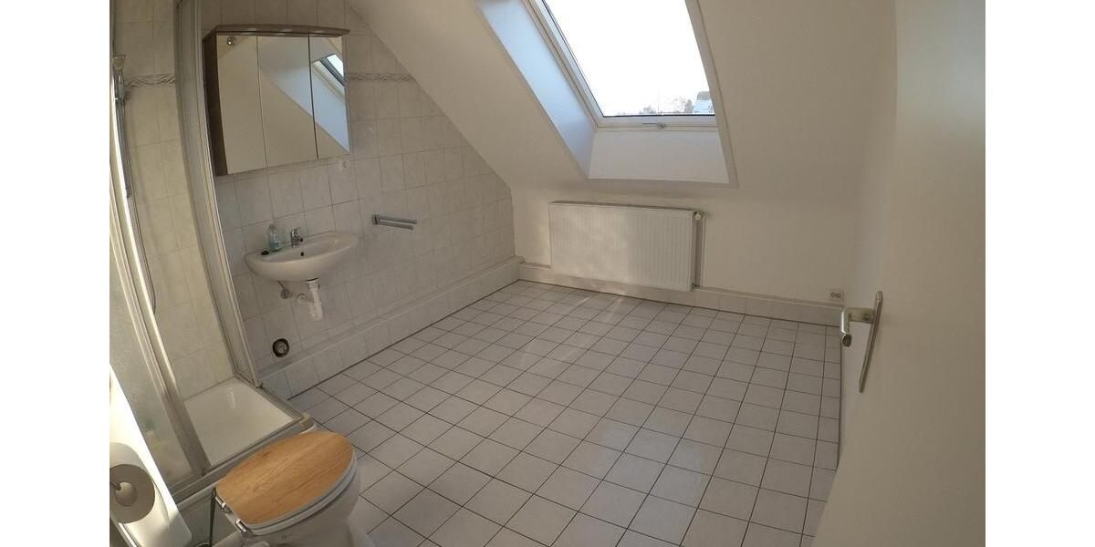 Mittelreihenhaus mit Garten und Carport in Alt-Laatzen 4 zimmer