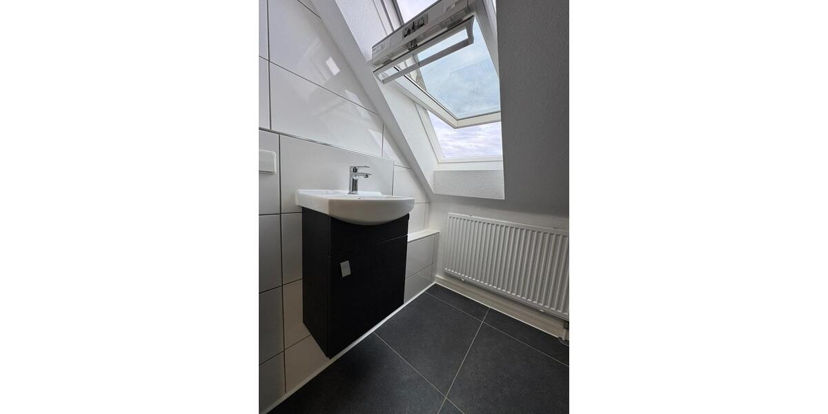 Kernsaniertes Reihenendhaus-Erstbezug 012026 BerenbostelGarbsen 5 zimmer