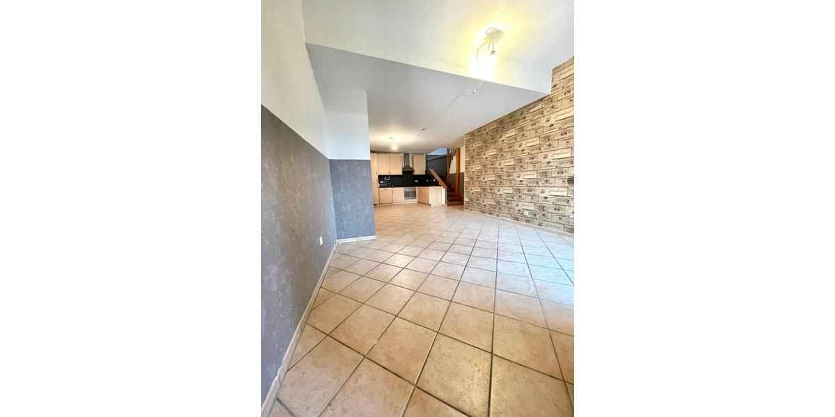 Reihenhaus Sehnde - 3 Zimmer, 95 m&sup2;, 890&euro; | Angebot:23795237