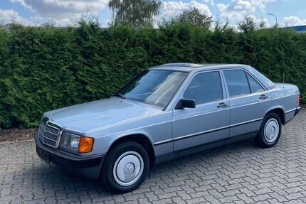 Mercedes-Benz 190 77.200 km 7.900 € Peine 31224