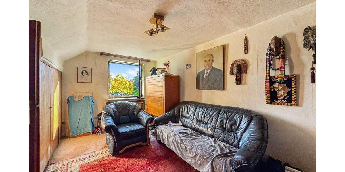 Doppelhaushälfte Hannover Mittelfeld - 5 Zimmer, 100 m&sup2;, 125.000&euro; | Angebot:25195906