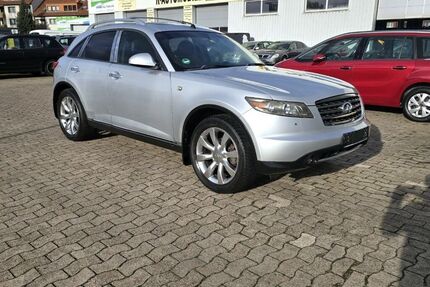 INFINITI FX 214.000 km 1.700 &euro; Garbsen/ Hannover 30827