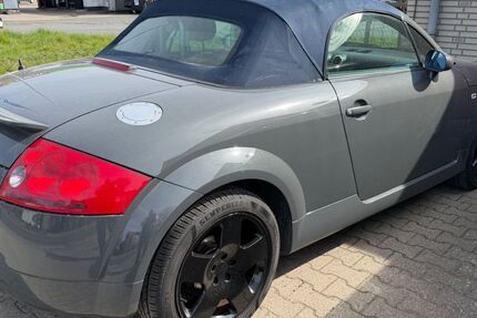 Audi TT 223.930 km 4.050 &euro; Springe 31832