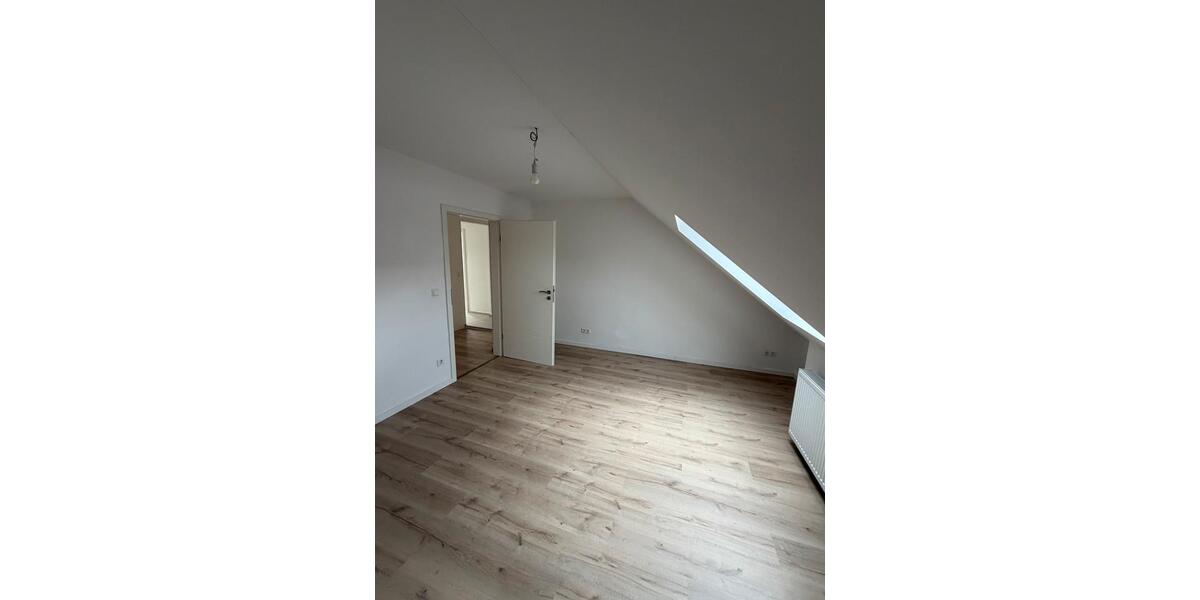 Dachgeschoßwohnung Burgdorf - 2 Zimmer, 50 m&sup2;, 550&euro; | Angebot:26610258