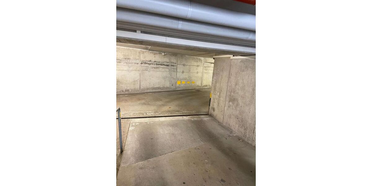 Garagen / Stellplätze Hannover Buchholz-Kleefeld - 75&euro; | Angebot:26070877