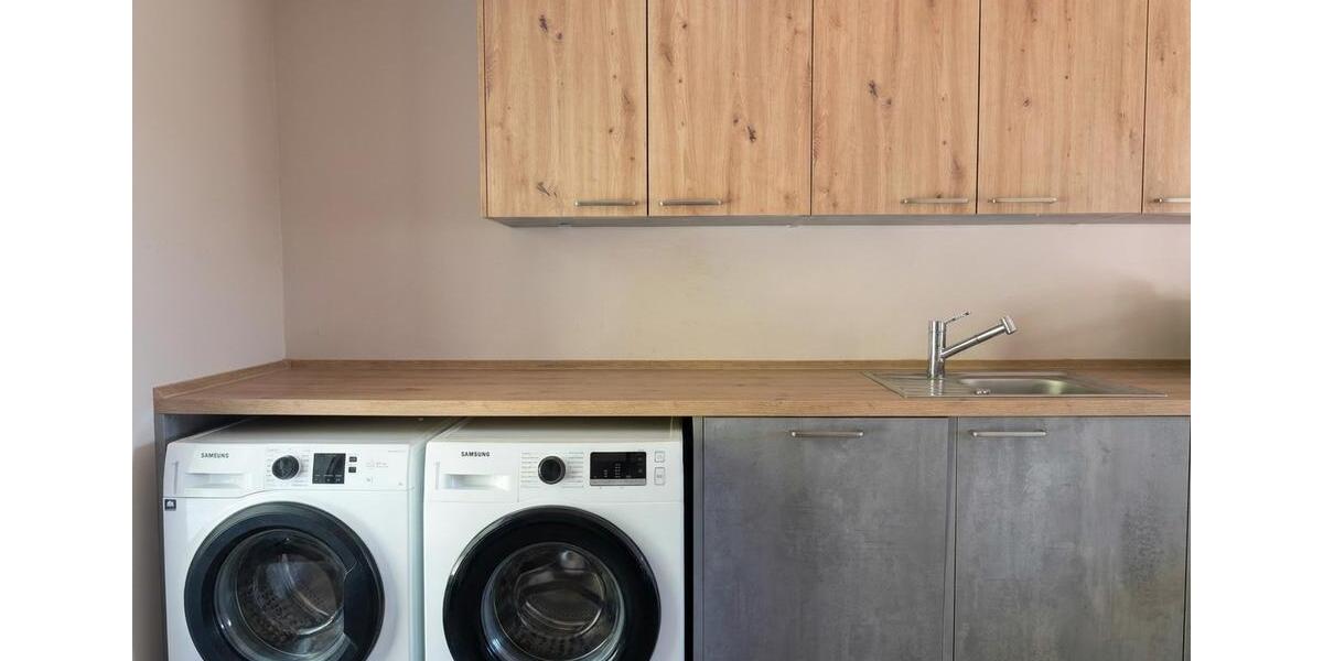 Einfamilienhaus Springe - 5 Zimmer, 244 m&sup2;, 2.200&euro; | Angebot:26453481