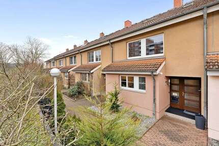 Haus zum Kaufen in Langenhagen 499.000 € 173 m² 8 zimmer