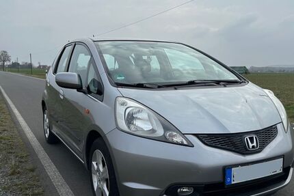 Honda Jazz 142.399 km 5.900 &euro; Hemmingen 30966