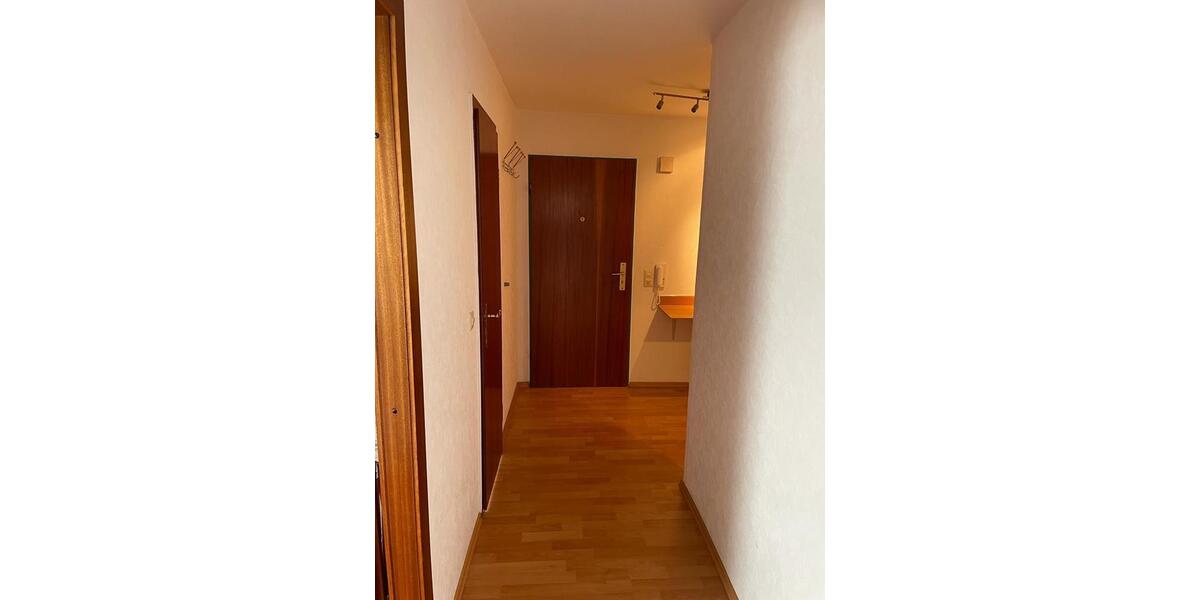 Etagenwohnung Garbsen Berenbostel - 2.5 Zimmer, 70 m&sup2;, 600&euro; | Angebot:26542835