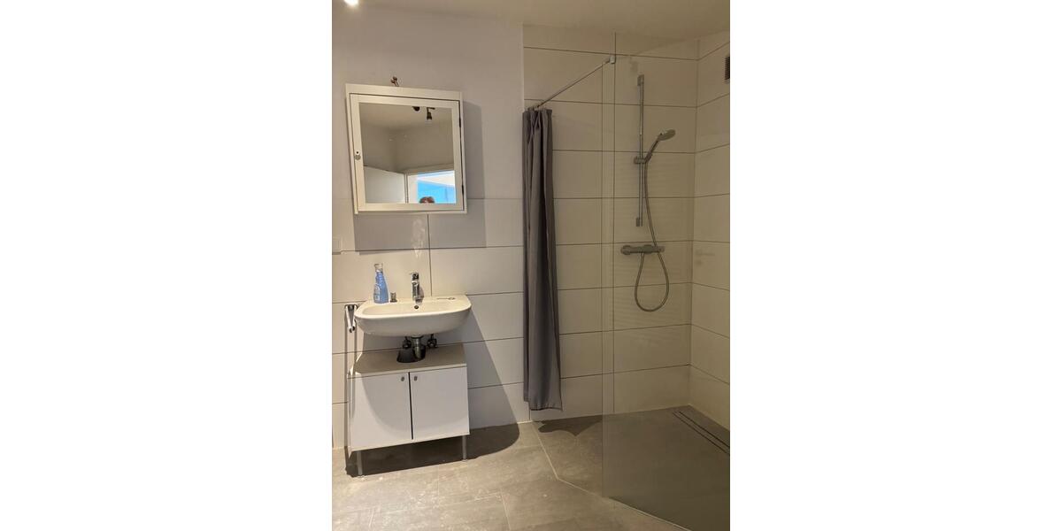 Hochparterre Hannover Nord - 1 Zimmer, 19 m&sup2;, 450&euro; | Angebot:26537983