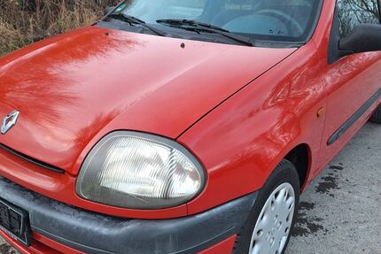 Renault Clio 130.000 km 1.650 € Hannover 30457
