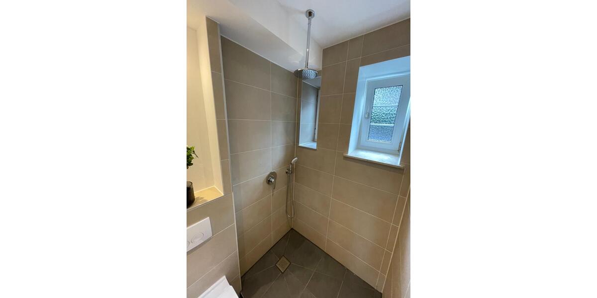 --Provisionsfrei-- Sanierte Traumwohnung - Einziehen &Wohlfühlen 2 zimmer