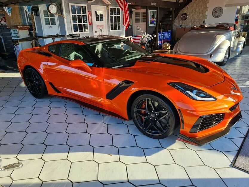 ZR 1