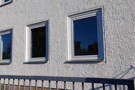 Wohnung Giesen - 3 Zimmer, 65 m&sup2;, 350&euro; | Angebot:25373279