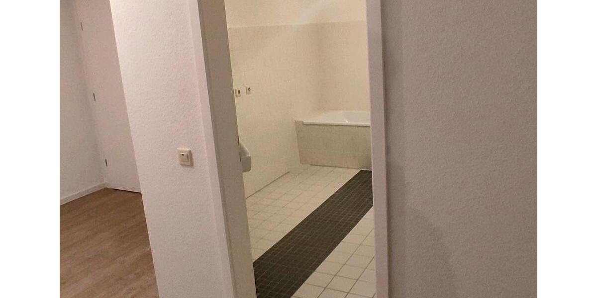 Etagenwohnung Harsum - 3 Zimmer, 79 m&sup2;, 189.000&euro; | Angebot:24599485