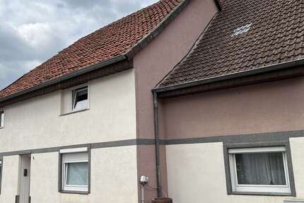 Haus zum Kaufen in Laatzen-Gleidingen 275.000 € 190 m²
