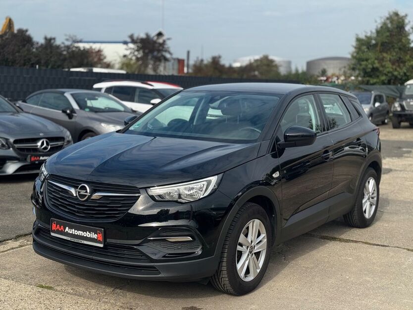 Opel Grandland (X) 65.000 km 9.999 € Hannover 30453