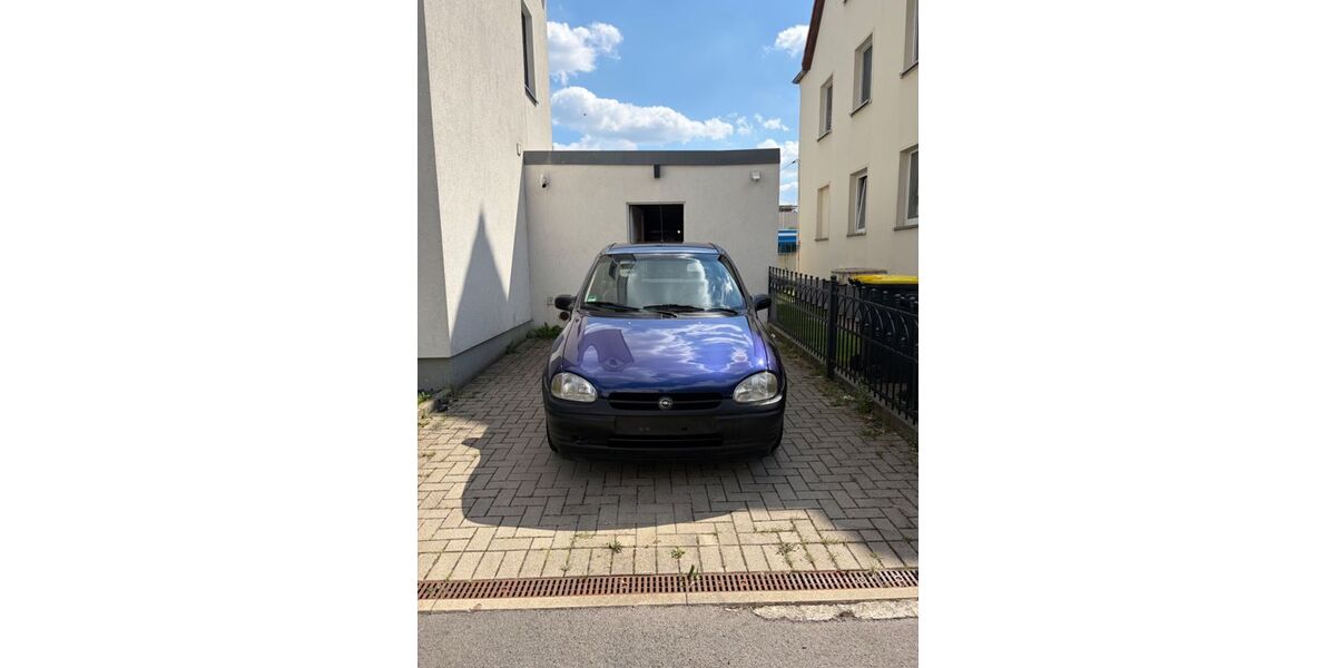 Opel Corsa 118.500 km 1.700 &euro; Hannover 30179