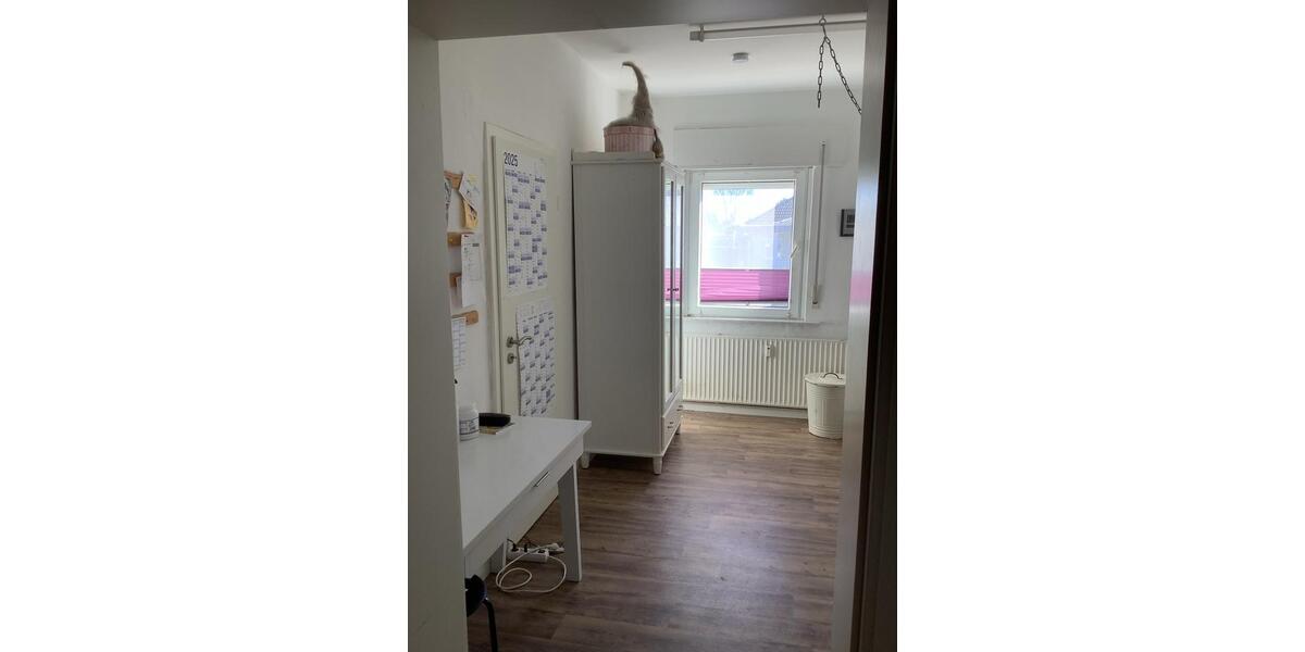Etagenwohnung Wedemark - 4 Zimmer, 130 m&sup2;, 265.000&euro; | Angebot:27295846