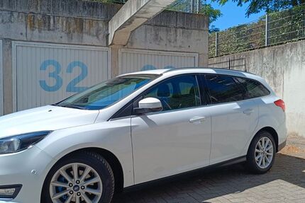 Ford Focus 167.300 km 8.200 &euro; Hannover 30655