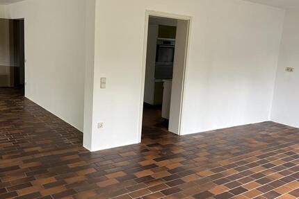 Großartiges Ein-Familie-Haus mit EinliegerWohnung in Schloß Ricklingen zu vermieten