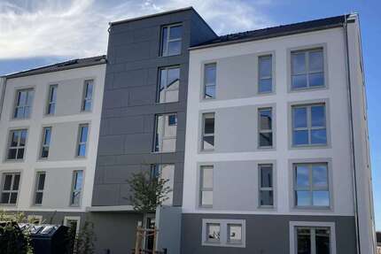 Garagen / Stellplätze Wunstorf - 75&euro; | Angebot:24178459