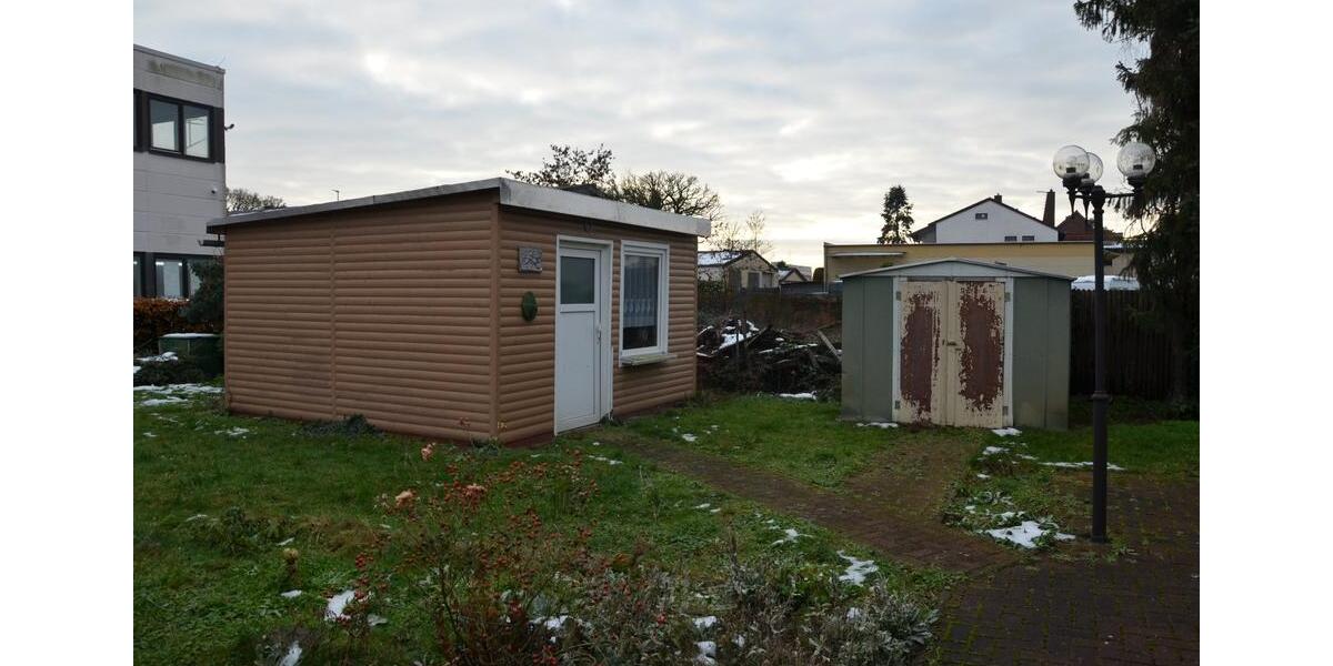 Einfamilienhaus Langenhagen Brink - 9 Zimmer, 270 m&sup2;, 560.000&euro; | Angebot:24362754