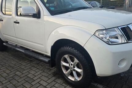 Nissan Navara 208.925 km 11.500 € Lehrte/Sievershausen 31275