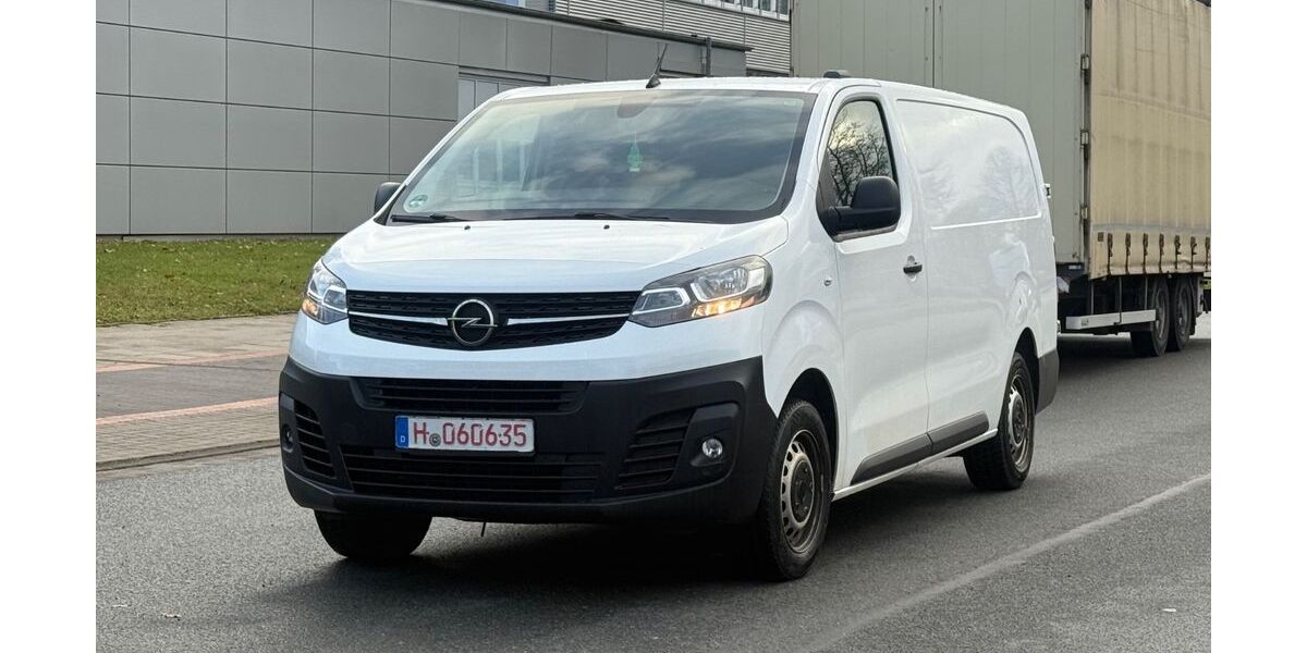 Opel Vivaro 114.551 km 14.400 € Hannover 30179