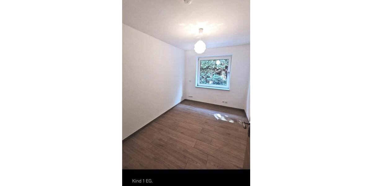 Mehrfamilienhaus, Wohnhaus Garbsen - 11 Zimmer, 350 m&sup2;, 930.000&euro; | Angebot:26957551