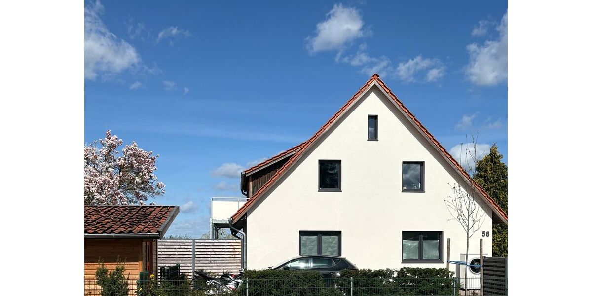 Single Dachgeschosswohnung zum Verlieben - Dachgeschoßwohnung Isernhagen Kircher Bauerschaft | Angebot:26633669