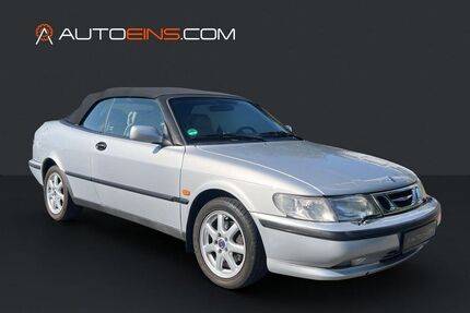 Saab 900