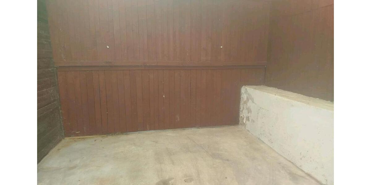 Reihenhaus Garbsen - 6 Zimmer, 170 m&sup2;, 130.000&euro; | Angebot:25268510