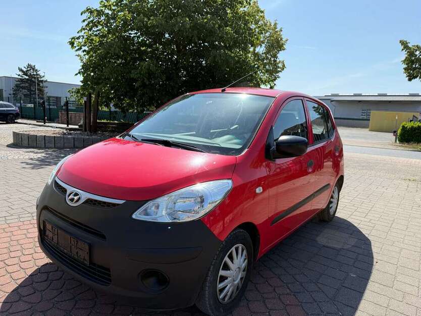 i10