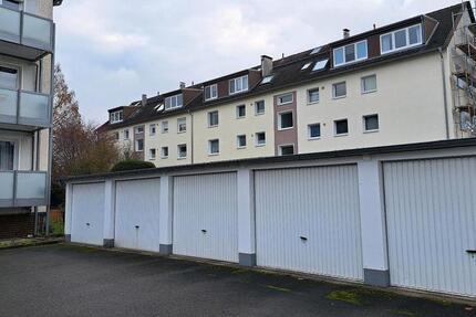 Garagen / Stellplätze Garbsen - 100&euro; | Angebot:23693865