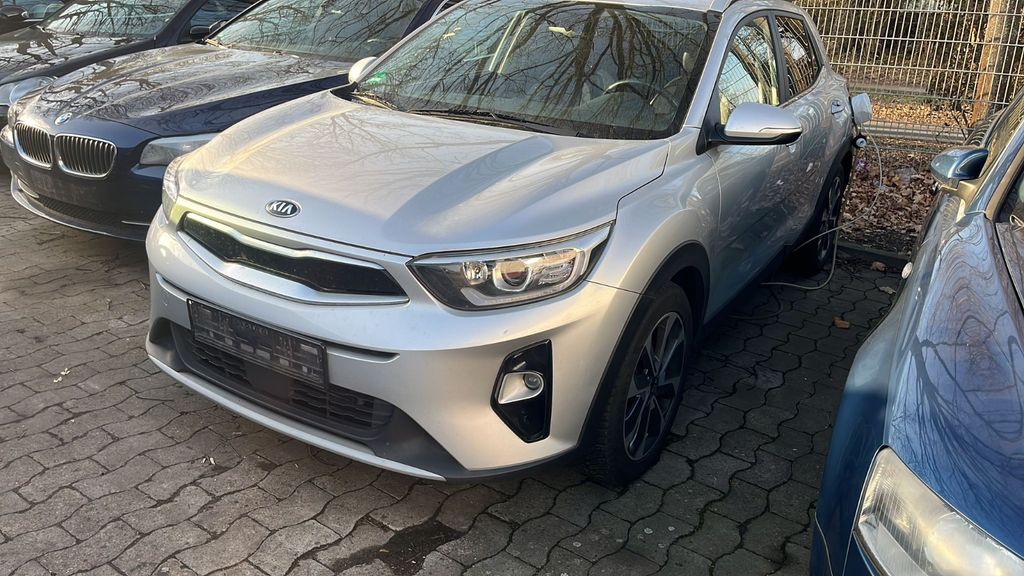 Kia Stonic 250.000 km 6.900 &euro; Hannover 30163