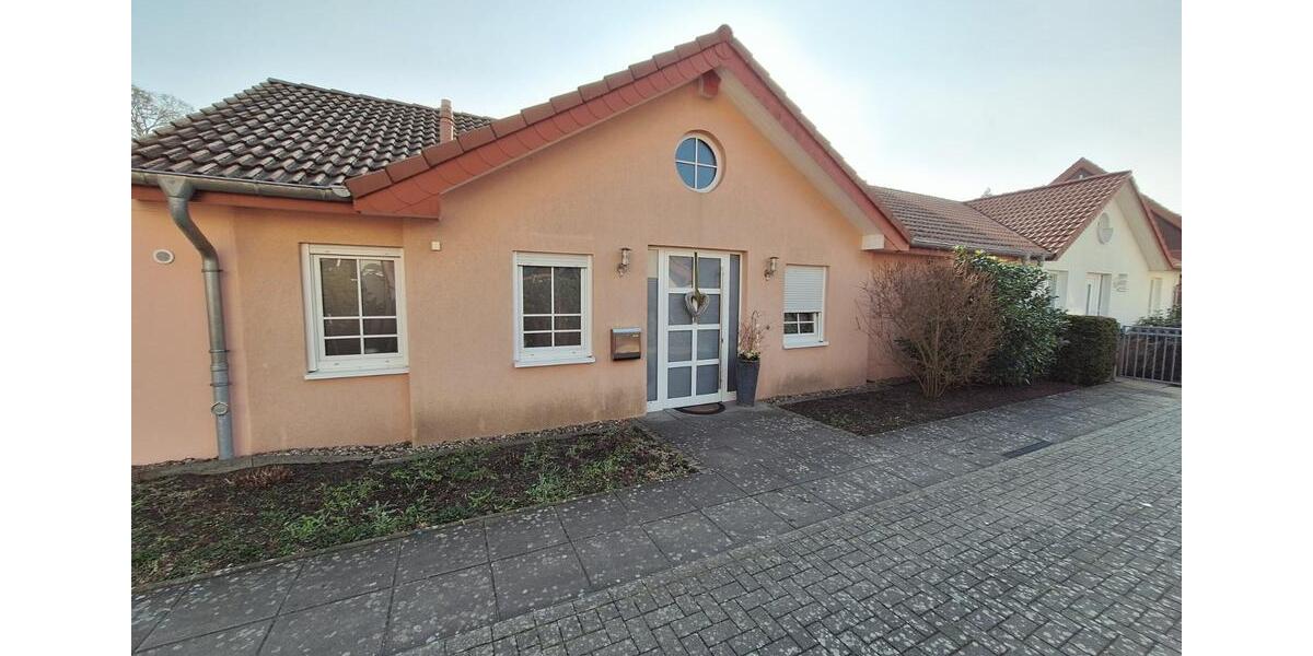 Bungalow Sarstedt - 4 Zimmer, 121 m&sup2;, 380.000&euro; | Angebot:25379196