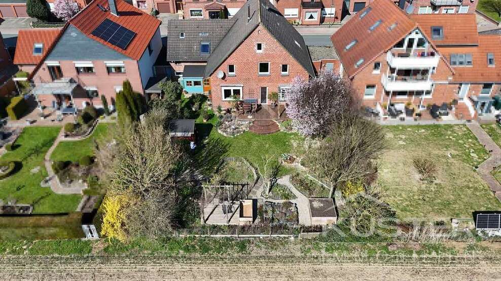 Haus zum Kaufen in Hohnhorst 329.000 € 200 m²