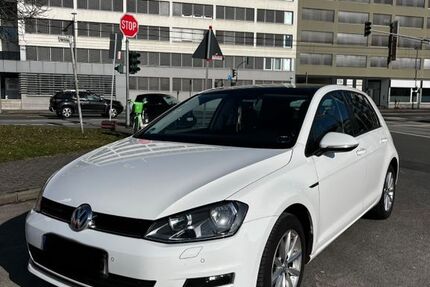 VW Golf 134.445 km 11.000 &euro; Pattensen 30982