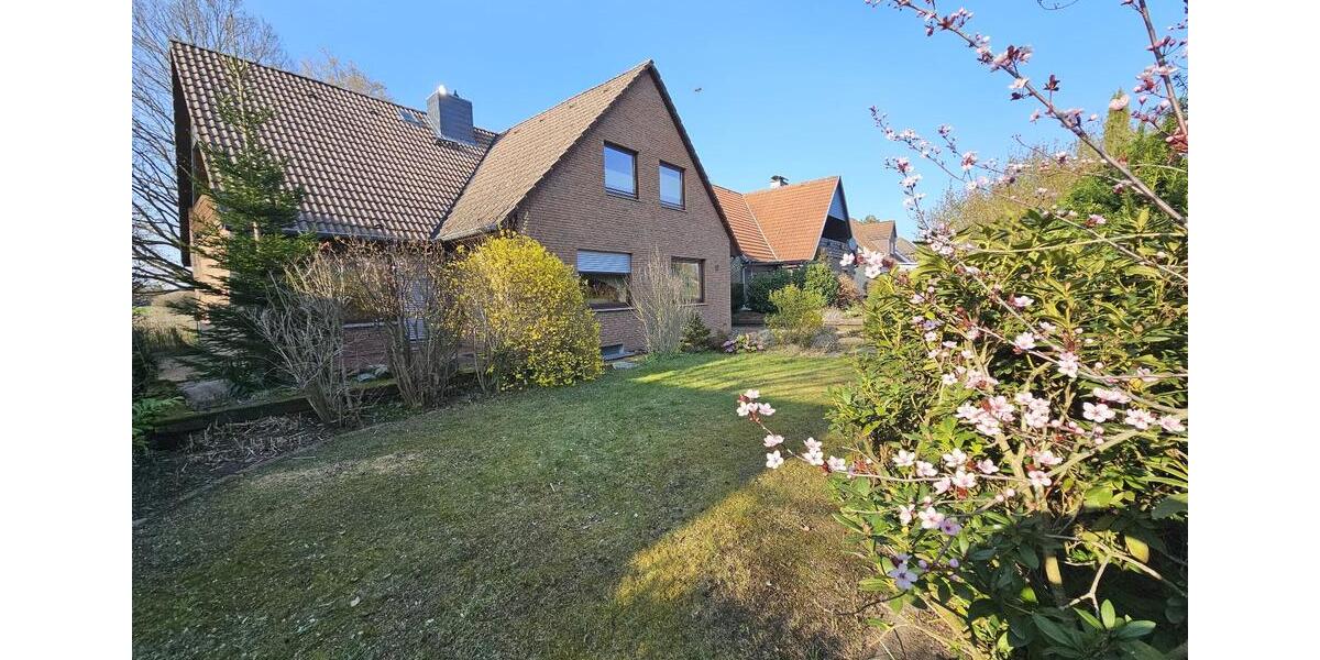 Einfamilienhaus Hannover Ahlem-Badenstedt-Davenstedt - 8.5 Zimmer, 176 m&sup2;, 1.950&euro; | Angebot:26025780