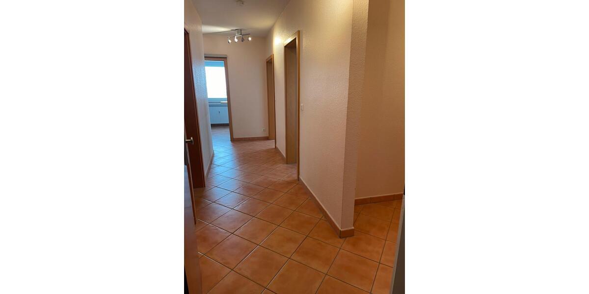 Etagenwohnung Barsinghausen - 3 Zimmer, 81 m&sup2;, 195.000&euro; | Angebot:24749403