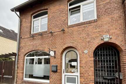 Büro in Neustadt 460 € 45 m² zimmer