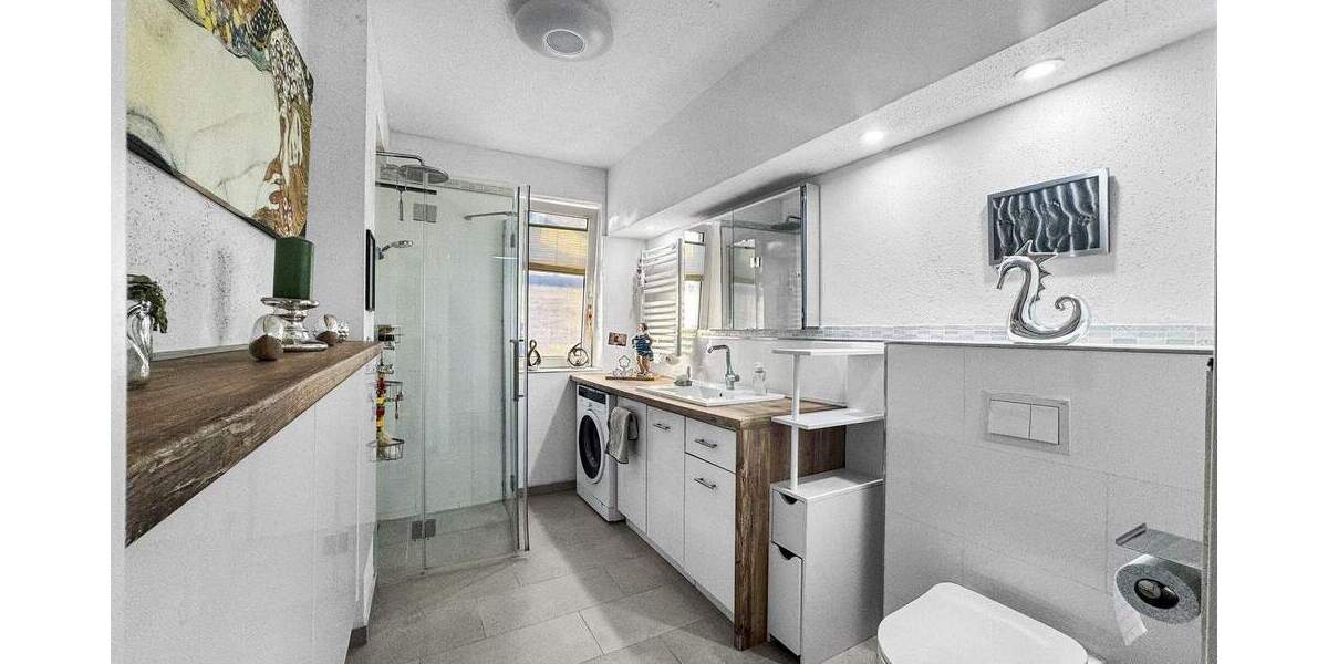 Etagenwohnung Hannover Ahlem - 5 Zimmer, 135 m&sup2;, 365.000&euro; | Angebot:25525505