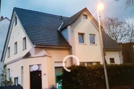 Haus Hannover Buchholz-Kleefeld - 13 Zimmer, 270 m&sup2;, 550.000&euro; | Angebot:26126752